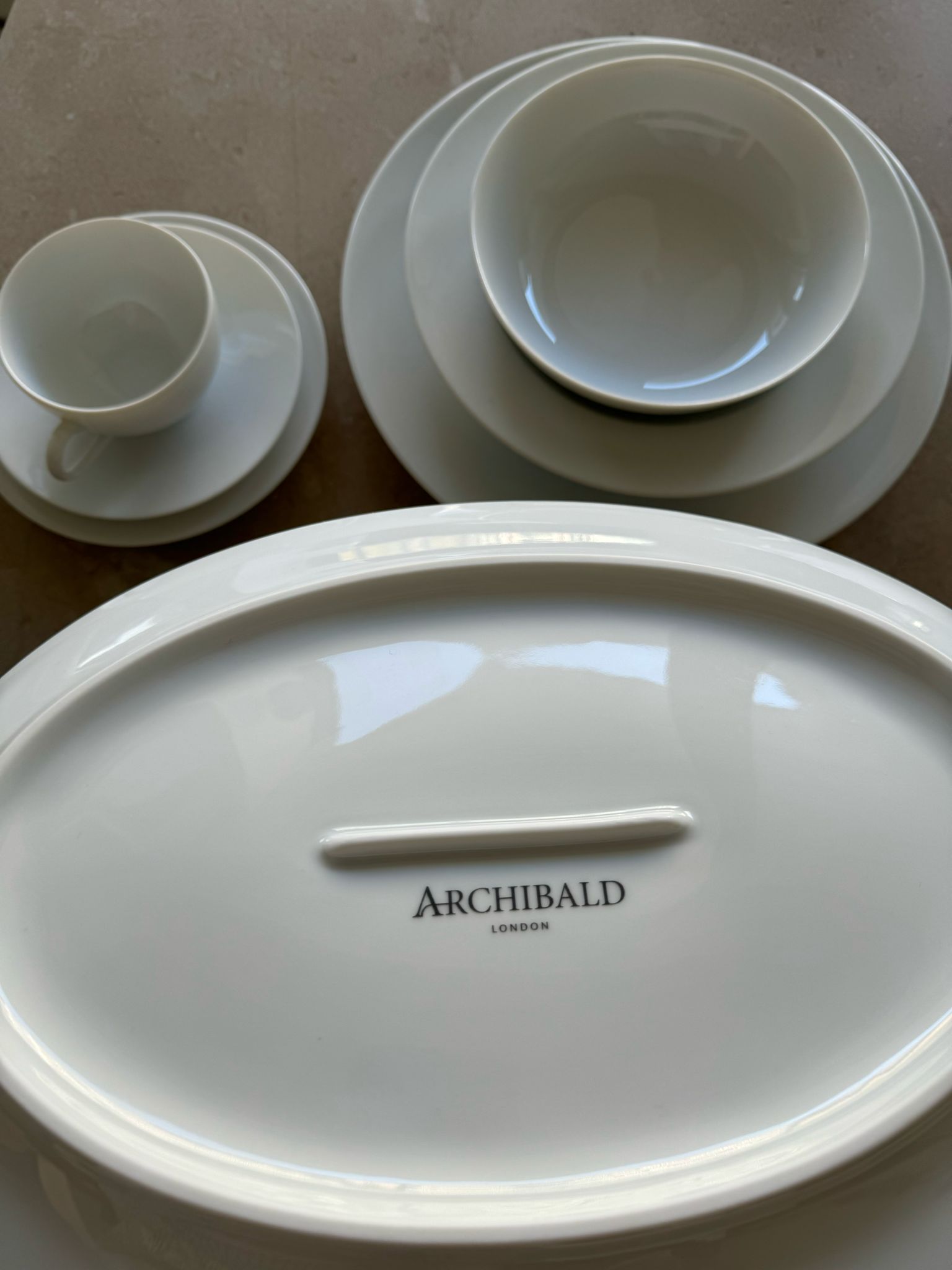 SS - The Limoges Porcelain Plate Set