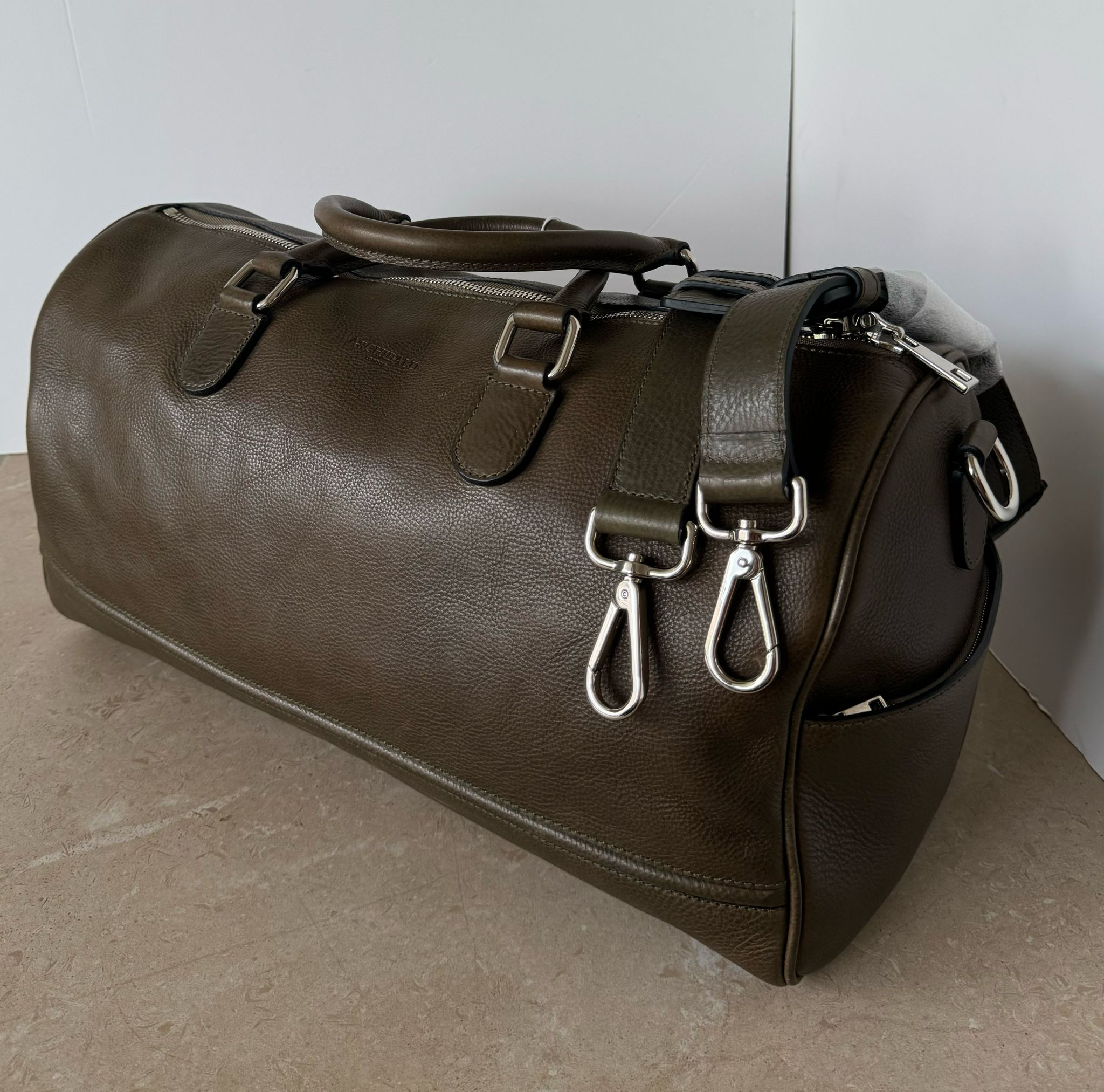 SS - The Phileas Weekender v1 in Olive