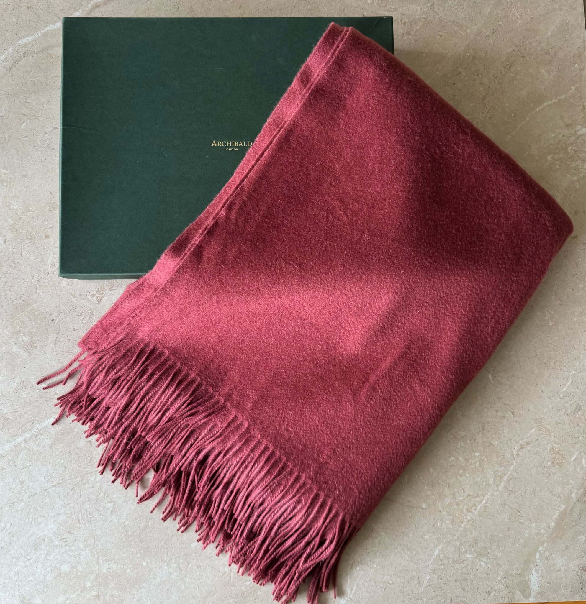 SS - Cashmere Solid Throw in Wine