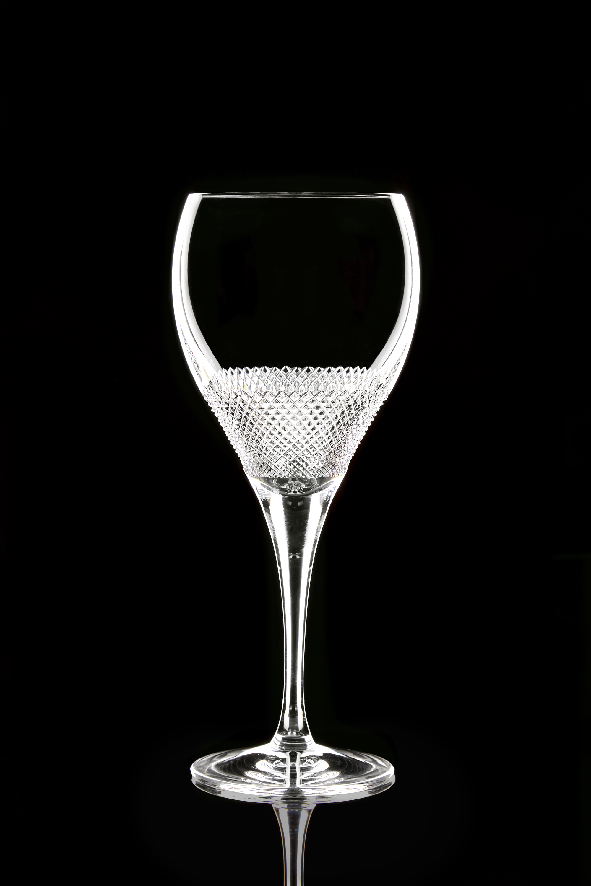 The Bohemian Crystal Red Wine Glass - Diamond Pattern